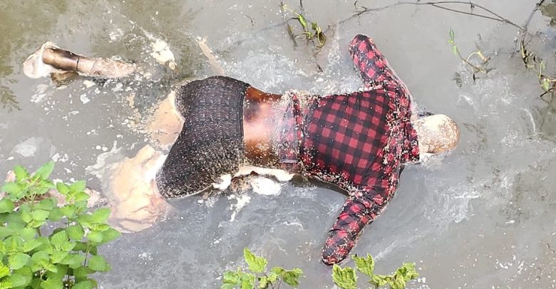Four to five days old corpse found in water along Raj Marg